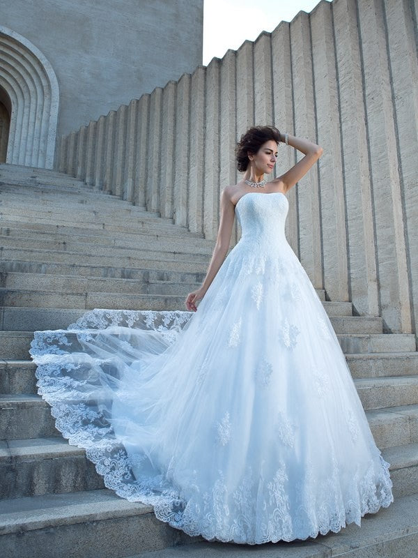 Wholesale Ball Gown Spaghetti Straps Applique Sleeveless Long Satin Wedding Dresses
